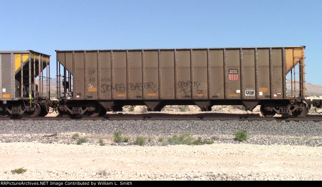 EB Unit Empty Hooper Car Frt at Erie NV -63